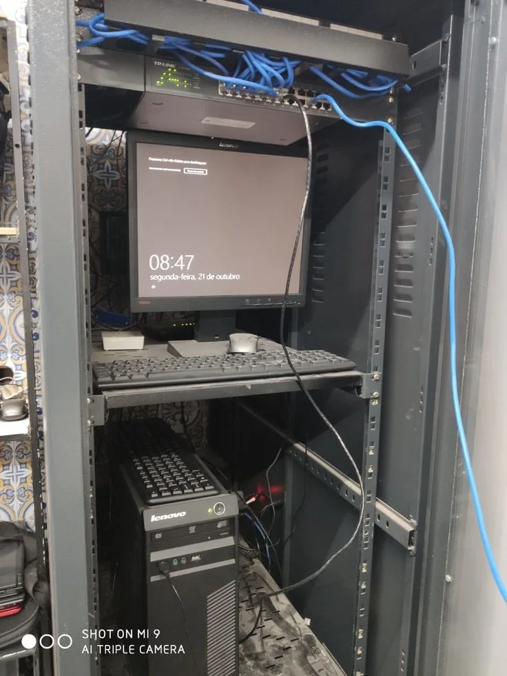 Configuración e instalación de servidores - DEIBI ARIAAN COMPANY SAC