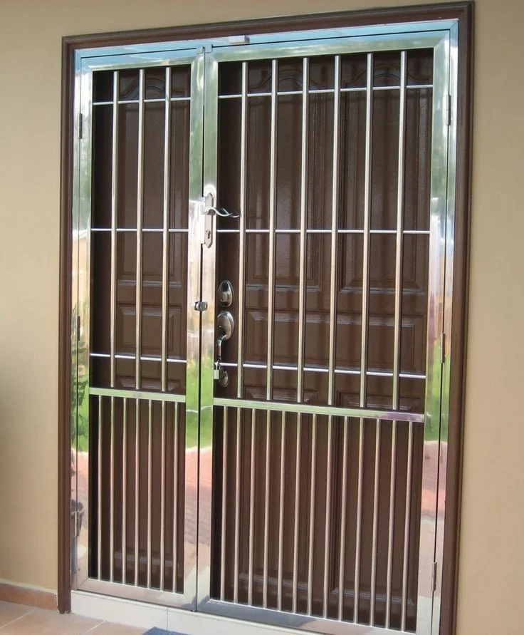 Puertas de acero - DEIBI ARIAAN COMPANY SAC