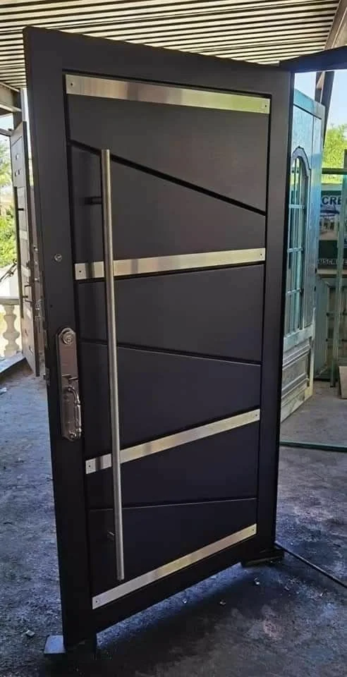 Puertas de fierro contraplacado - DEIBI ARIAAN COMPANY SAC