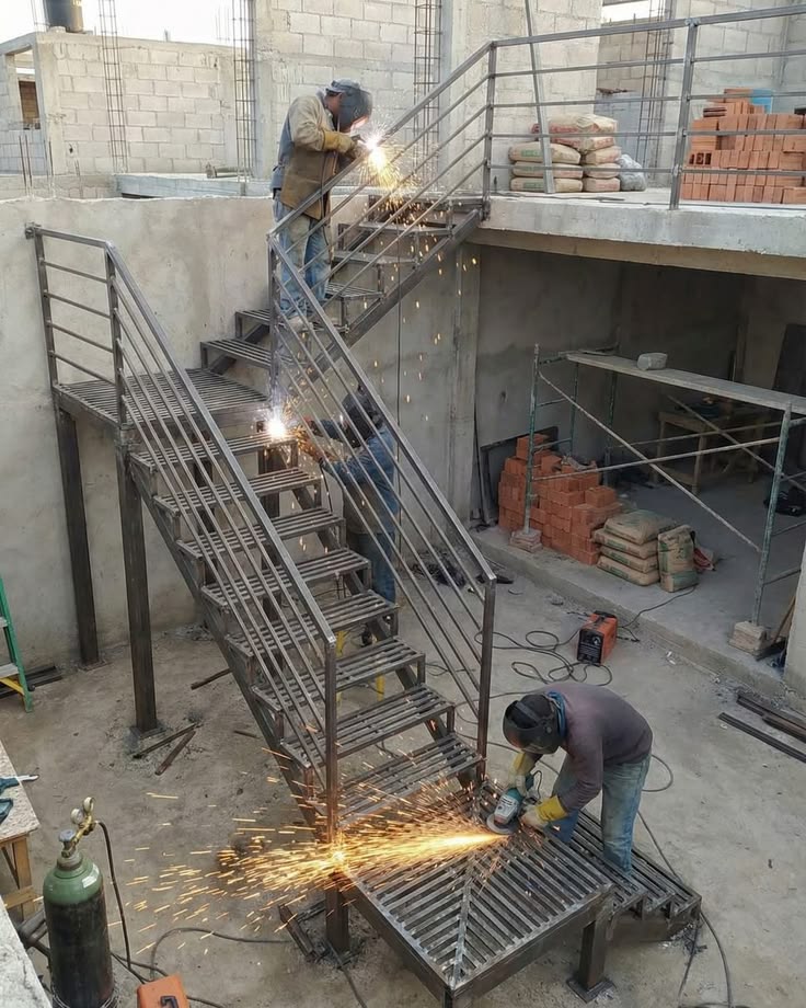 Mantenimiento preventivo y correctivo de estructuras e infraestructura pesada